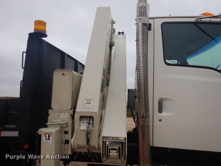 image for item GW9800 1998 Ford LNT8000 knuckle boom crane truck