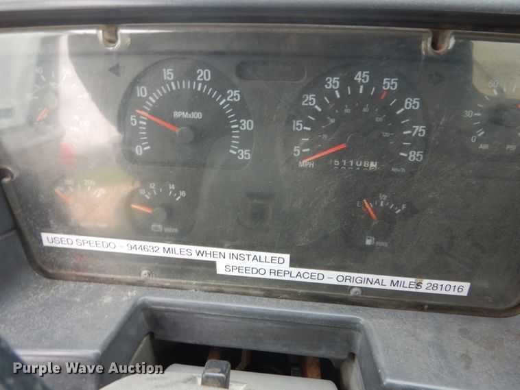 image for item GW9800 1998 Ford LNT8000 knuckle boom crane truck