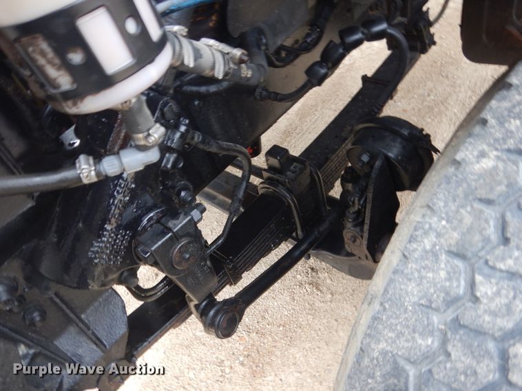 image for item GW9800 1998 Ford LNT8000 knuckle boom crane truck