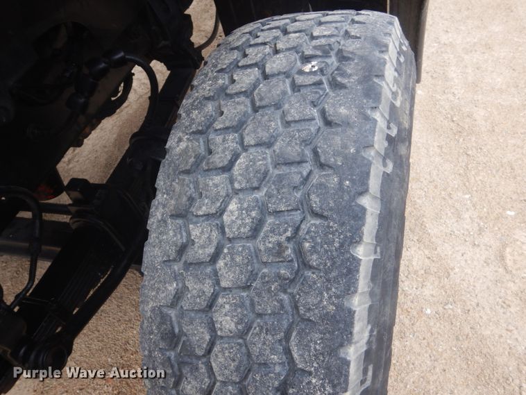 image for item GW9800 1998 Ford LNT8000 knuckle boom crane truck