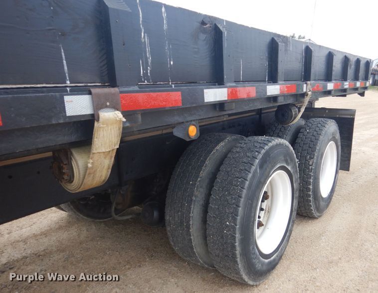 image for item GW9800 1998 Ford LNT8000 knuckle boom crane truck