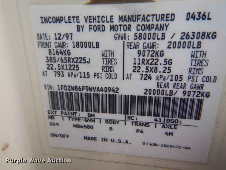 image for item GW9800 1998 Ford LNT8000 knuckle boom crane truck