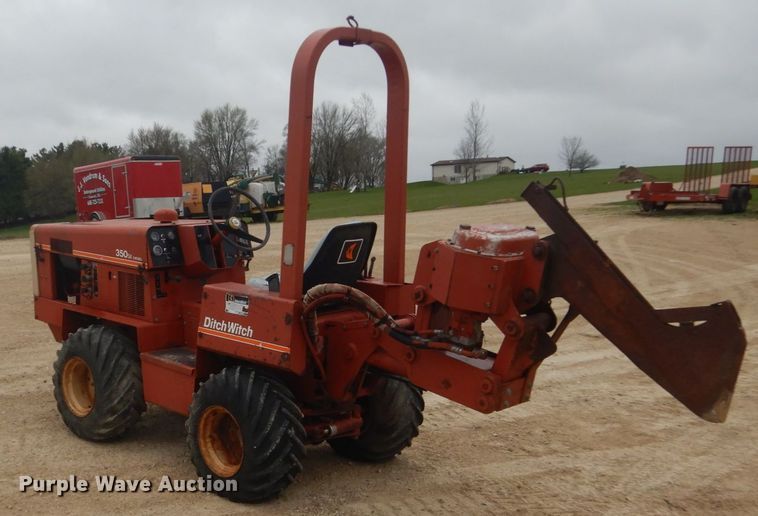 image for item GW9801 Ditch Witch 350SX cable plow
