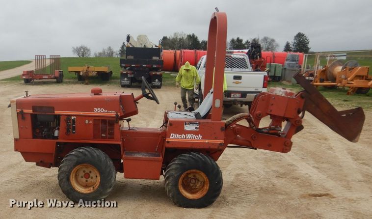 image for item GW9801 Ditch Witch 350SX cable plow