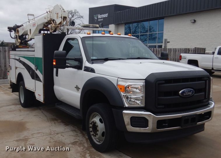 image for item GW9805 2014 Ford F550 Super Duty service truck with crane