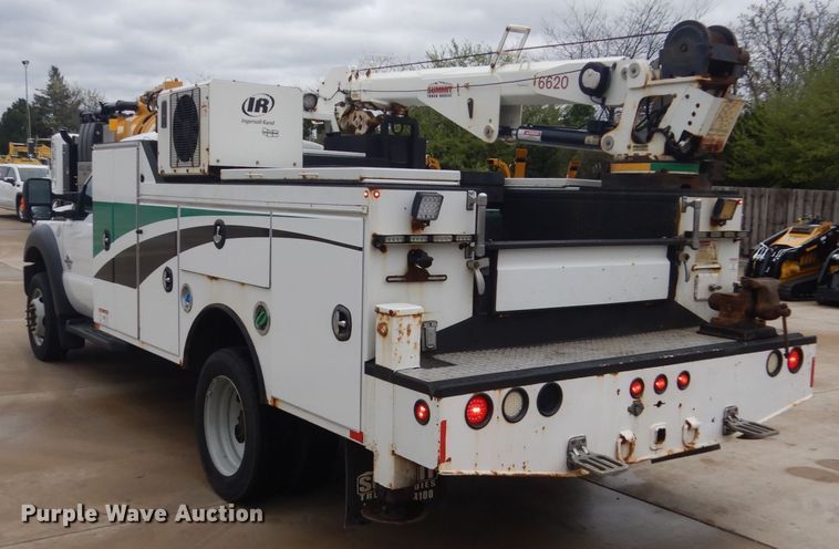 image for item GW9805 2014 Ford F550 Super Duty service truck with crane