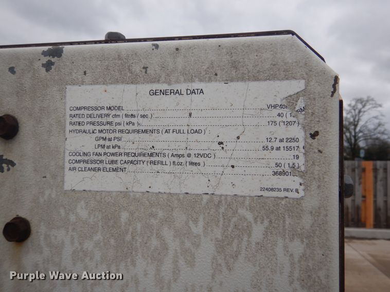 image for item GW9805 2014 Ford F550 Super Duty service truck with crane