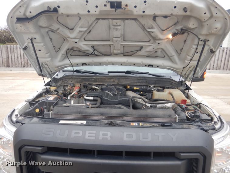 image for item GW9805 2014 Ford F550 Super Duty service truck with crane