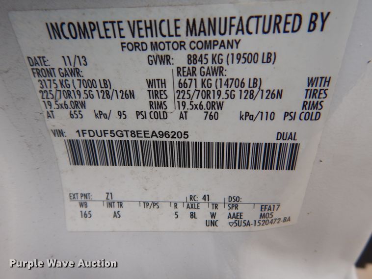 image for item GW9805 2014 Ford F550 Super Duty service truck with crane