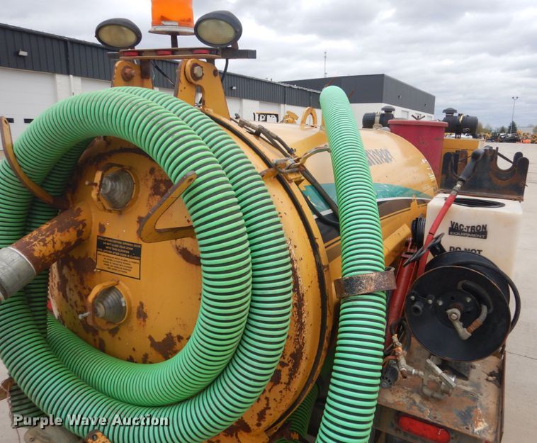 image for item GW9809 2010 Vermeer Air 855SDT vacuum excavator