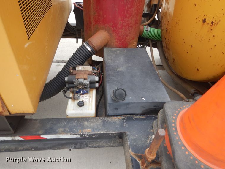 image for item GW9809 2010 Vermeer Air 855SDT vacuum excavator