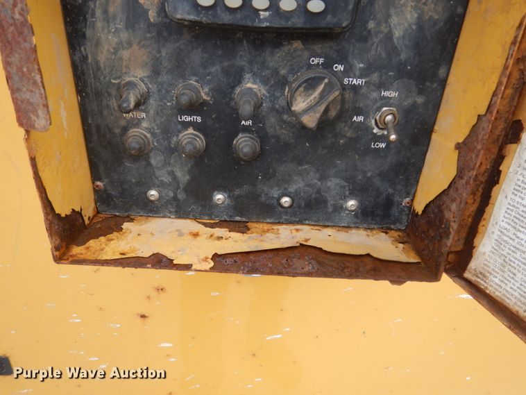 image for item GW9809 2010 Vermeer Air 855SDT vacuum excavator