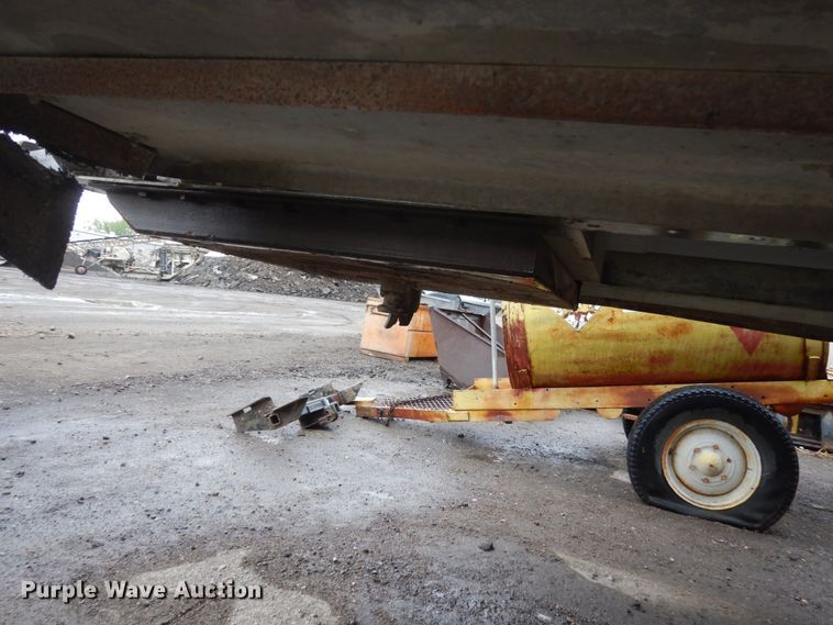 image for item GW9830 1961 Standard water tank trailer