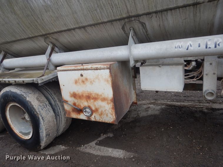 image for item GW9830 1961 Standard water tank trailer
