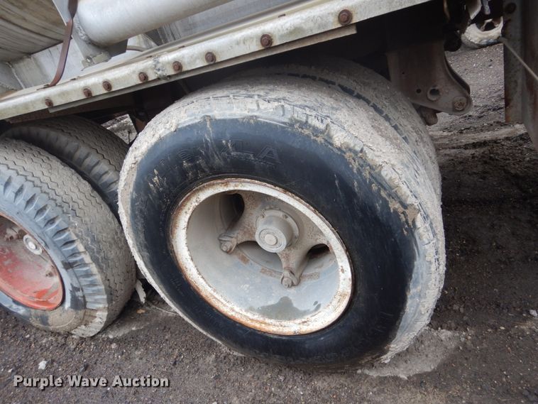 image for item GW9830 1961 Standard water tank trailer