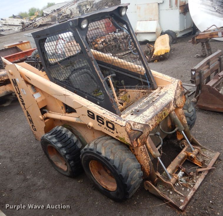 image for item GW9832  (2) Mustang 960 skid steer loaders 