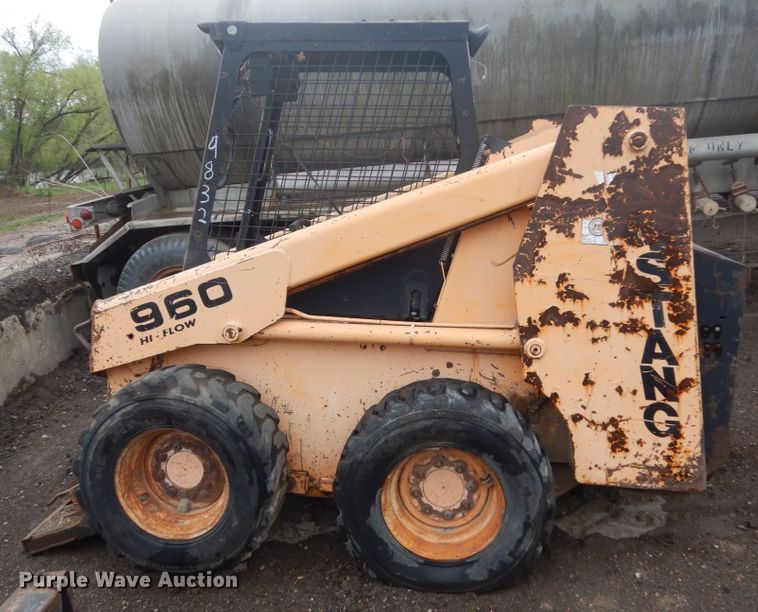 image for item GW9832  (2) Mustang 960 skid steer loaders 