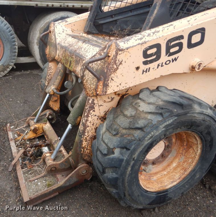 image for item GW9832  (2) Mustang 960 skid steer loaders 