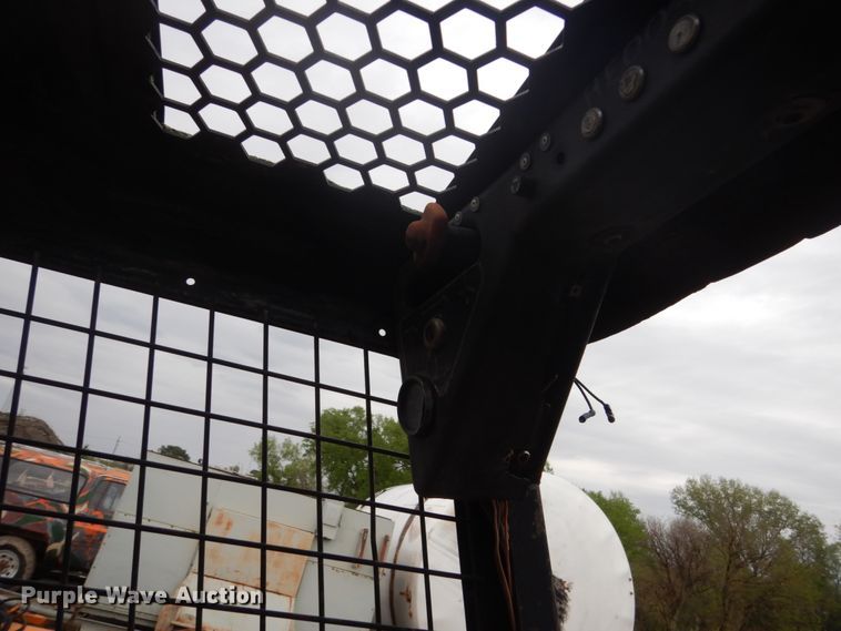 image for item GW9832  (2) Mustang 960 skid steer loaders 