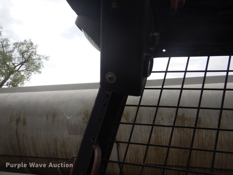 image for item GW9832  (2) Mustang 960 skid steer loaders 