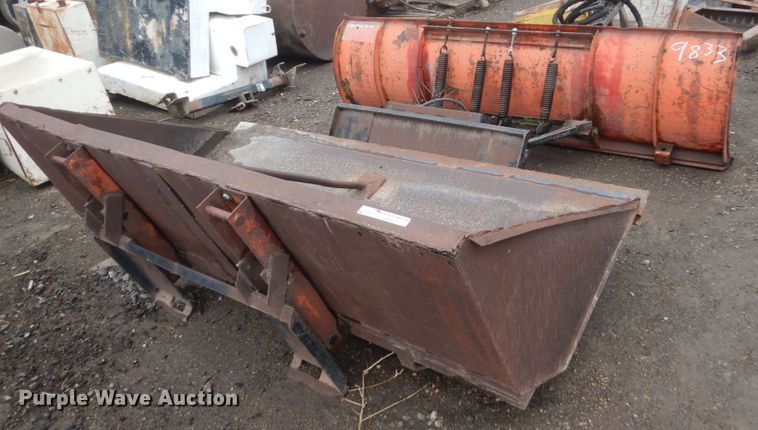 image for item GW9833 Skid steer attachments