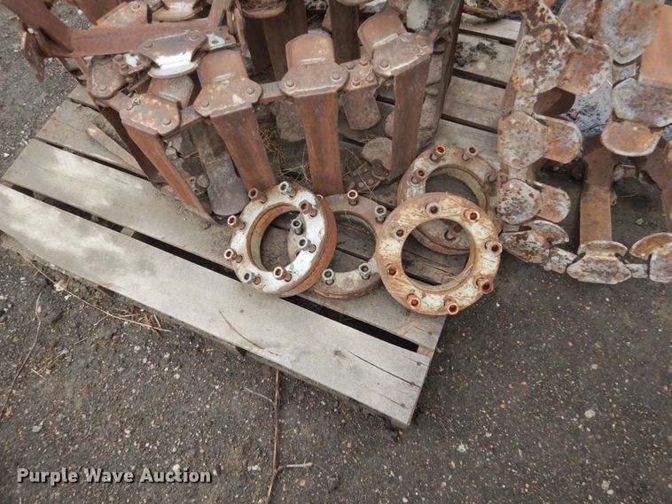 image for item GW9836 14.5"W over tire skid steer tracks