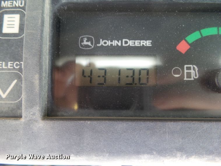 image for item GX9040 2005 John Deere 325  skid steer loader