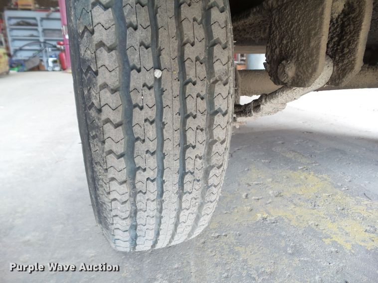 image for item GX9042 Sullair 185DPQ-JDD air compressor