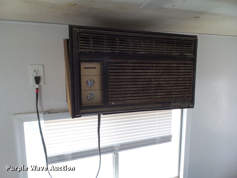 image for item GX9046 1990 Mobile Facility Engineering MF1032 office trailer