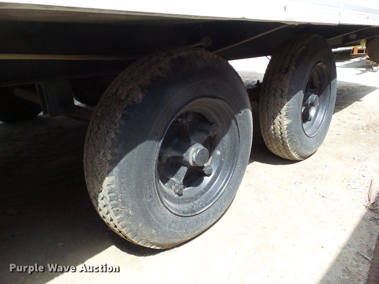 image for item GX9046 1990 Mobile Facility Engineering MF1032 office trailer