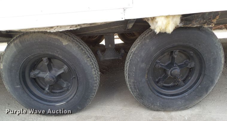 image for item GX9046 1990 Mobile Facility Engineering MF1032 office trailer