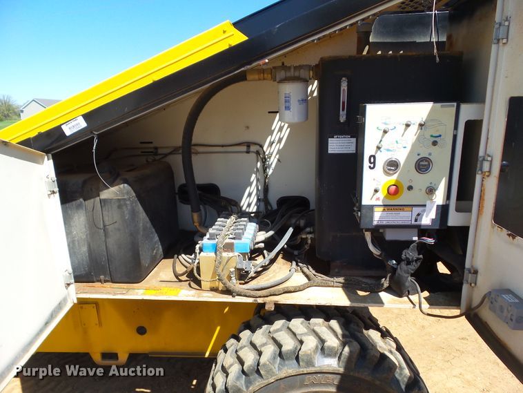 image for item GX9049 Terex TB60  boom lift