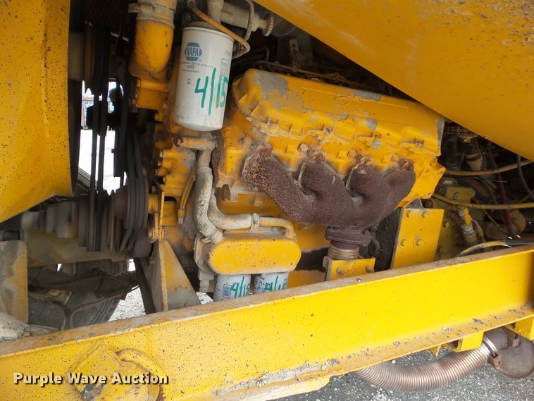 image for item GX9052 Etnyre chip spreader