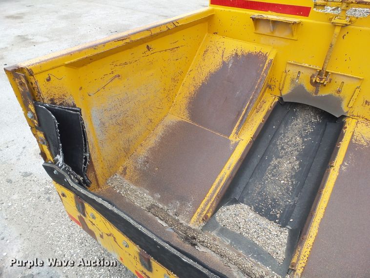 image for item GX9052 Etnyre chip spreader