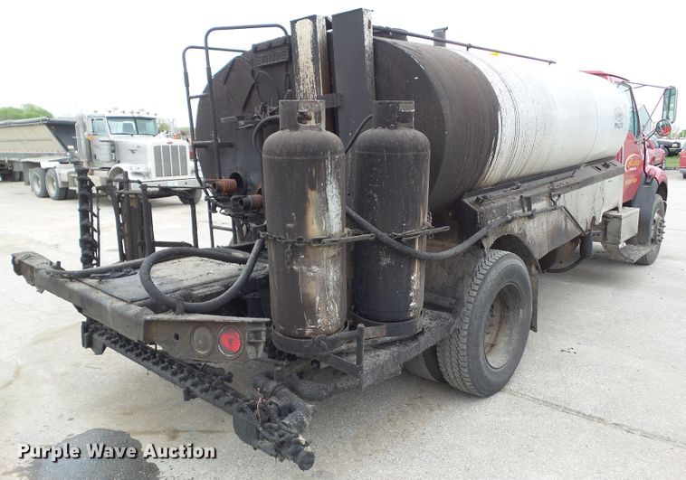 image for item GX9053 2001 Sterling Acterra oil distributor truck