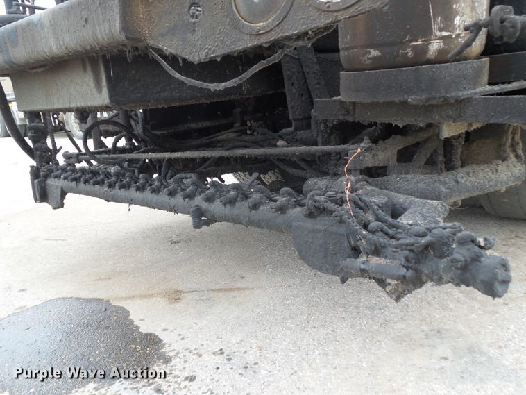 image for item GX9053 2001 Sterling Acterra oil distributor truck