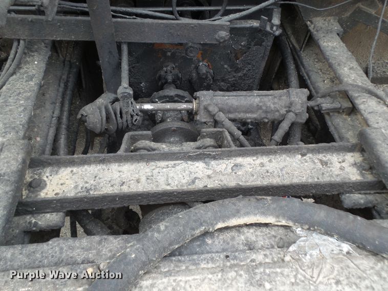 image for item GX9053 2001 Sterling Acterra oil distributor truck