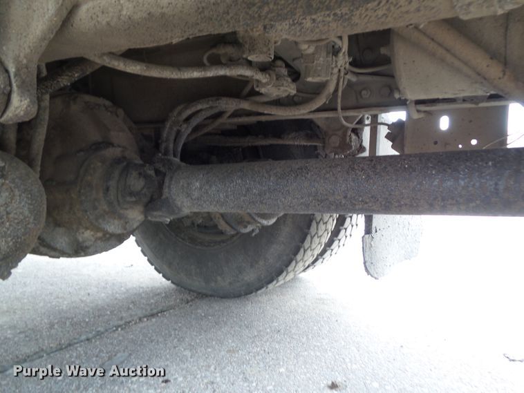 image for item GX9053 2001 Sterling Acterra oil distributor truck