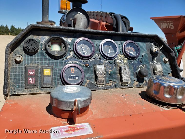 image for item GX9909 1998 Ditch Witch JT920  directional boring unit