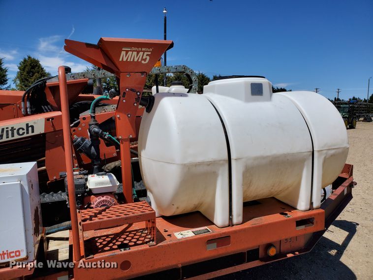 image for item GX9909 1998 Ditch Witch JT920  directional boring unit