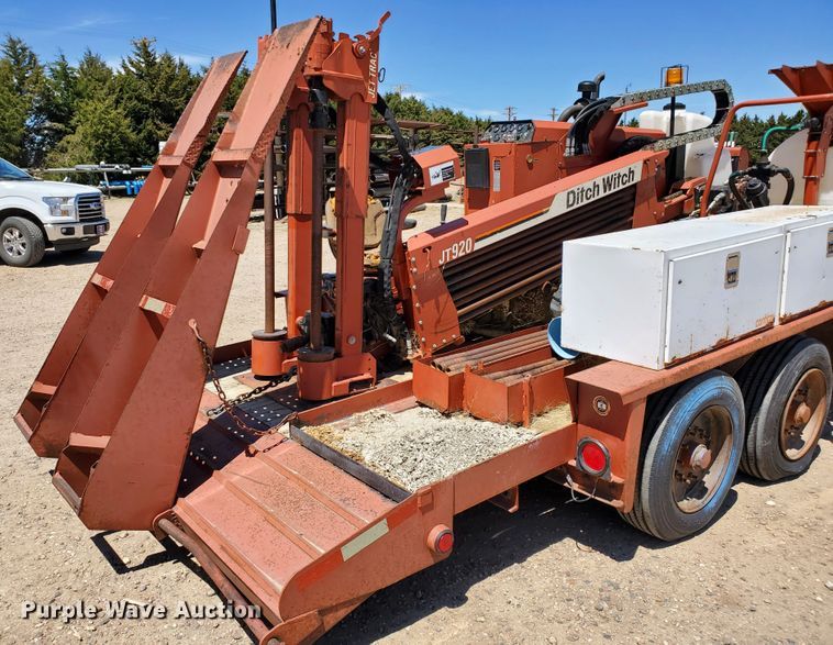 image for item GX9909 1998 Ditch Witch JT920  directional boring unit