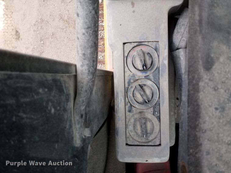 image for item GY9165 Hyundai Robex 360LC excavator