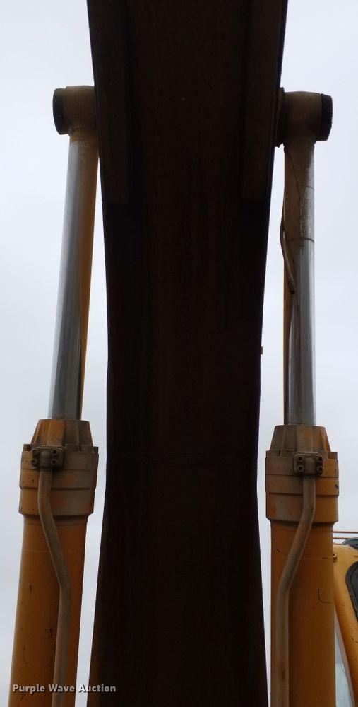 image for item GY9165 Hyundai Robex 360LC excavator