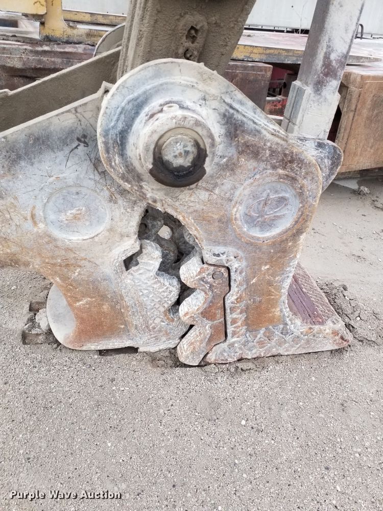 image for item GY9165 Hyundai Robex 360LC excavator