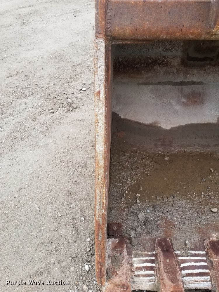 image for item GY9165 Hyundai Robex 360LC excavator