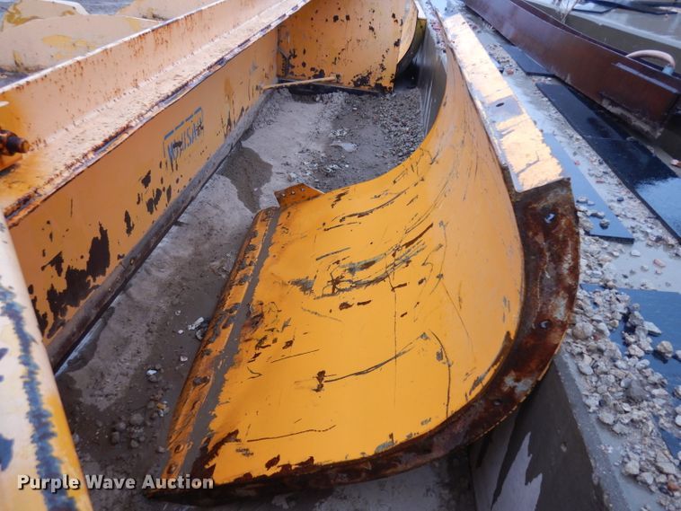 image for item GY9166 Wausau snow pusher