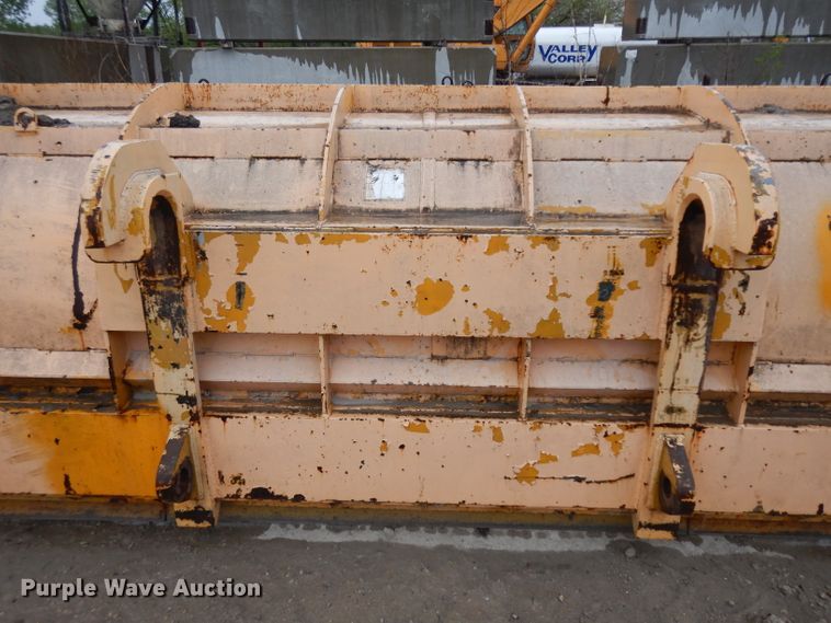 image for item GY9166 Wausau snow pusher