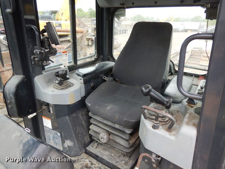 image for item GY9172 2014 Komatsu D51PX  crawler dozer