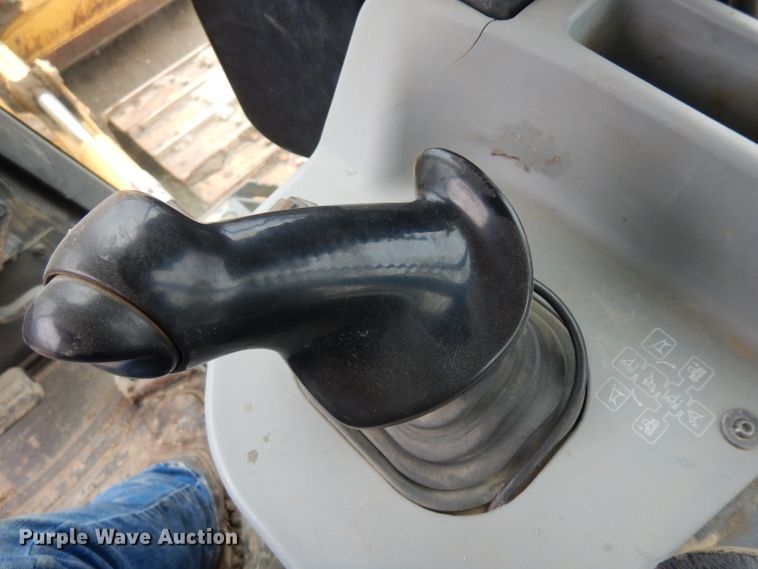 image for item GY9172 2014 Komatsu D51PX  crawler dozer