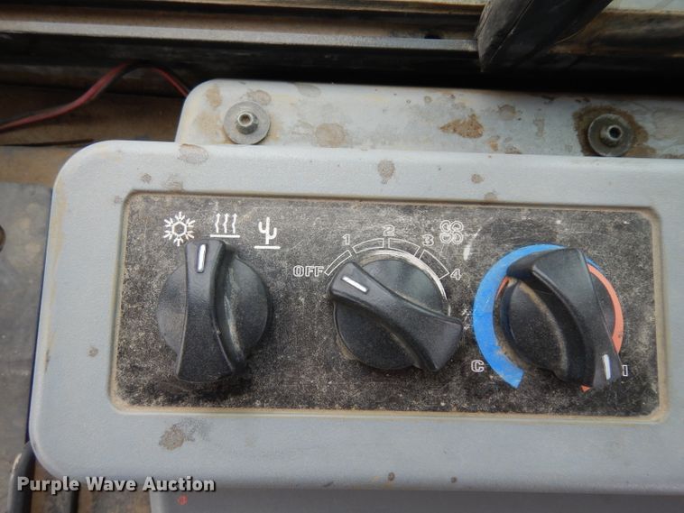 image for item GY9172 2014 Komatsu D51PX  crawler dozer